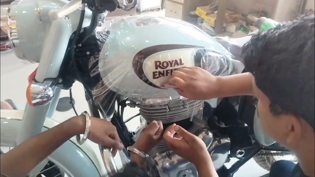 royal Enfield classic 350 hellycain gray 2022 modal fill lamination