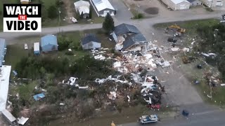 Tornado devastates mobile homes and businesses in Gaylord, Michigan screenshot 4