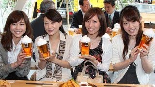 キリン一番搾りガーデン東京オープン＝蒼井優さんが名誉店長に