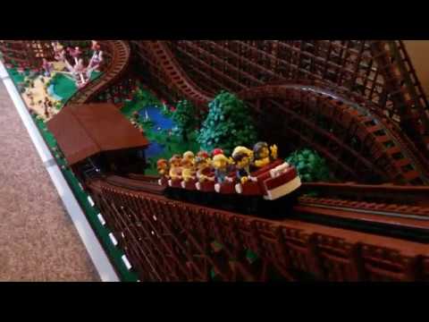 Montaña rusa de madera El Toro de LEGO