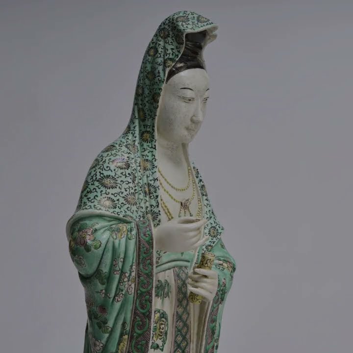 90 pages of captivating Chinese and Japanese Fine Art and Antiques