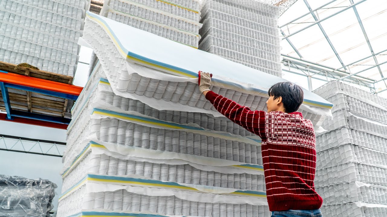 Изготовление матраса для кровати с 800 пружинами. Корейское массовое производство матрасов