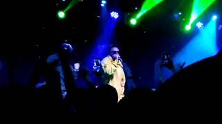 Slim & Rigos - Тусклый свет люстры Live Slim & Rigos - Тусклый свет люстры Live