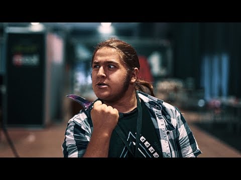 Епична БИТКА в Интер Експо Център преди Aniventure 2018 | Vlog 1/4