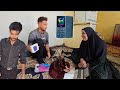 سعادة مريم علي اشترى لها هاتف ا