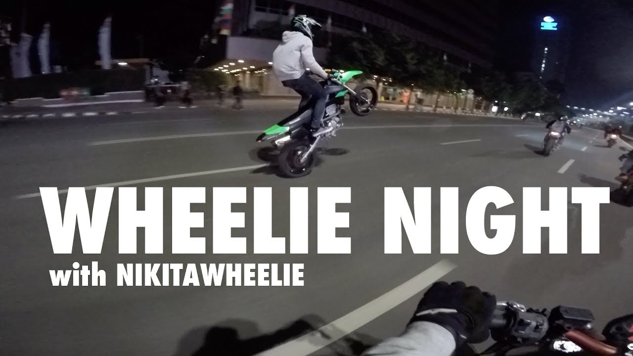 Wheelie Night with NIKITAWHEELIE + Night Ride sama Nyonya 
