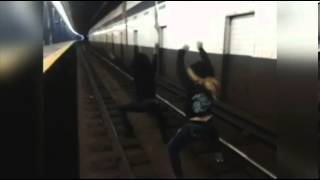 [RAW] Two women risk their lives to twerk on subway tracks