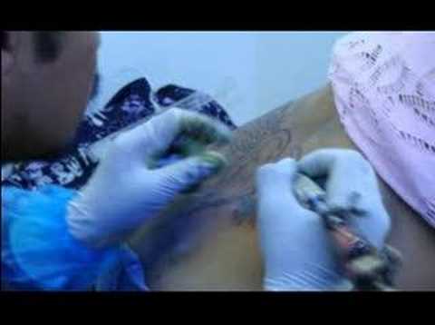 AMMÒN Studios TATTO & BODY PIERCING LUPE
