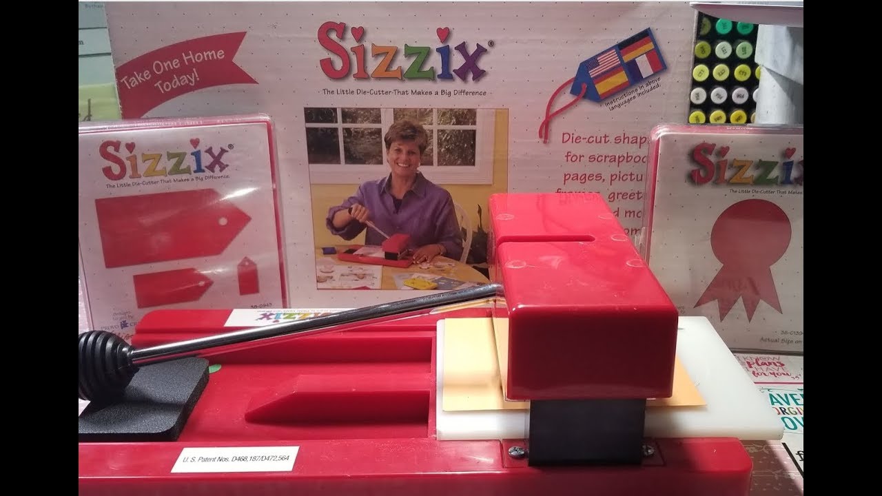 Sizzix Original Big RED DIE CUTTING MACHINE w/ 7 Dies for