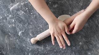 HOW TO ROLL MANDU-PI  |  DETAILED VIEW  |  KOREAN DUMPLINGS FROM SCRATCH  [만두피 미는 법]