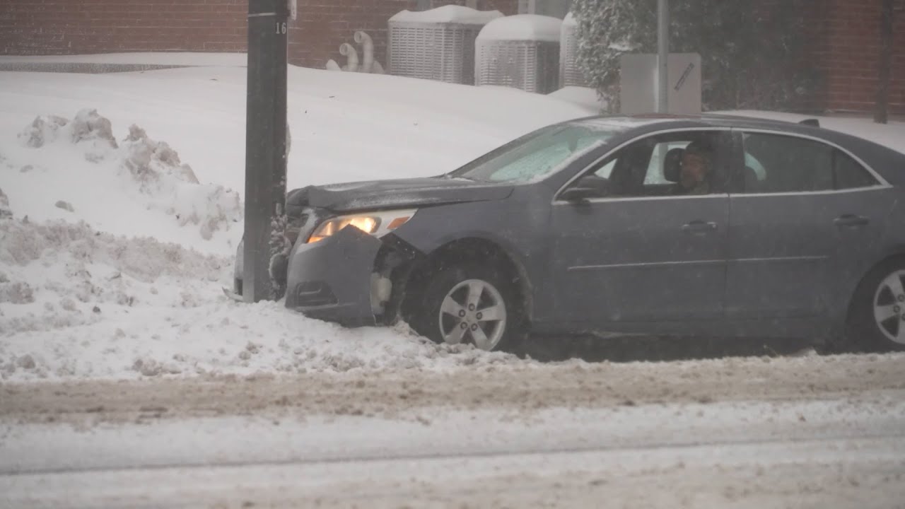 Lake Effect Snow With Blizzard Conditions, Oswego, NY - 11/20/2022