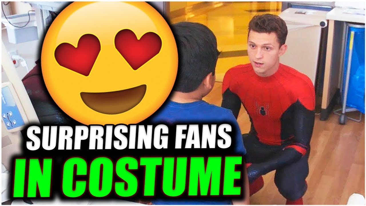 Celebs in Costume SURPRISE Fans!