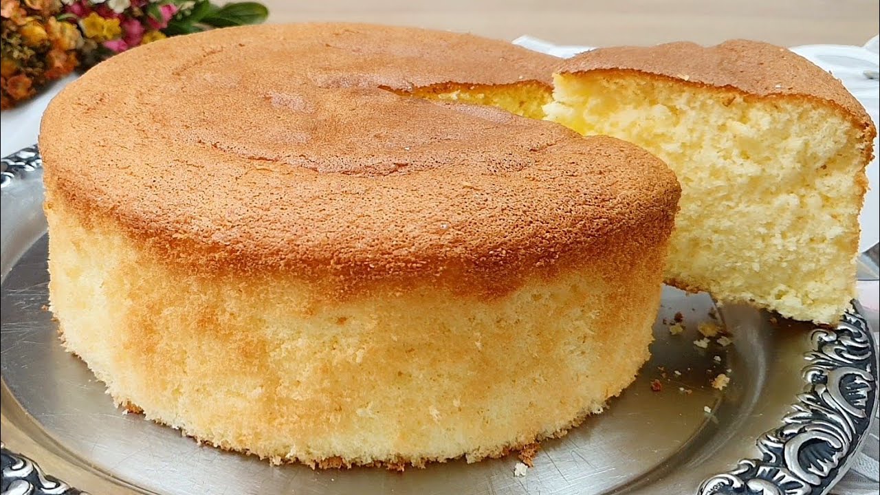 Bolo simples de trigo fofinho tamanho família - Receitas Toda Hora