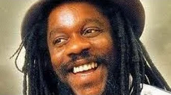 Dennis Brown~The World Is Troubled Dennis Brown~The World Is Troubled