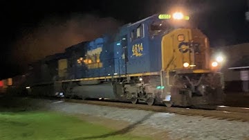 Flared CSX SD70MAC 4814 Leads I031