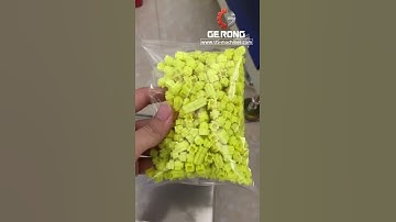 Plastic screw nuts weighing counting bag vertical filling sealing packing machine