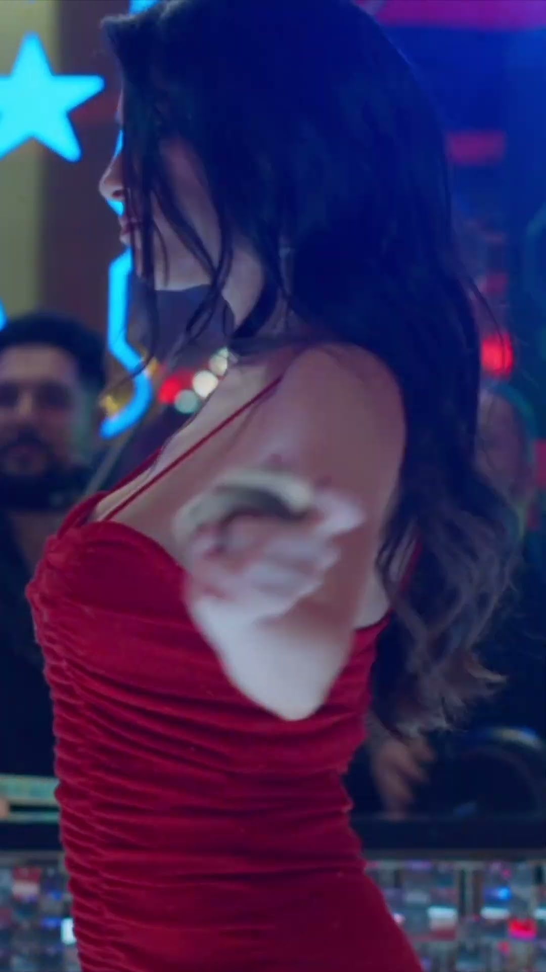 Dilber ve Yıldız'ın dansı hayran bıraktı. #İnciTaneleri #Shorts