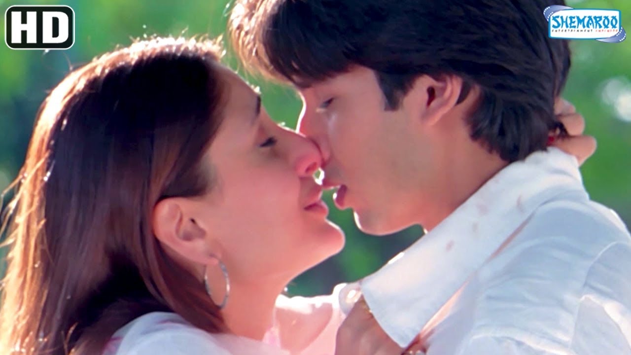 Jab We Met Last scene HD   Kareena Kapoor   Shahid Kapoor   Popular Bollywood Romantic Movie