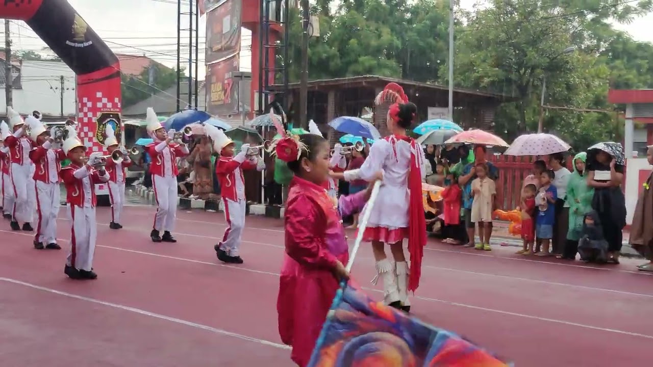 MARCHING BAND SDN SENTUL 2 KOTA BLITAR (LOMBA STREET PARADE PIALA BUNG KARNO BLITAR 2024)