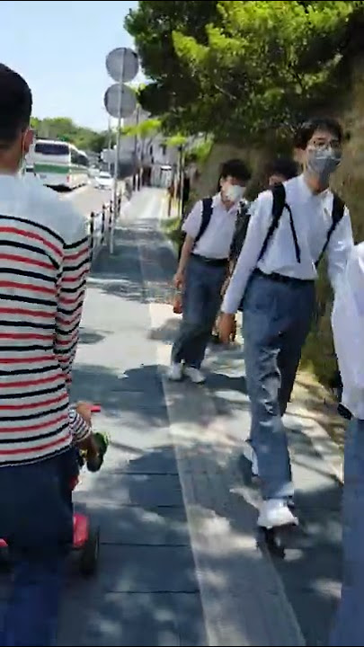 Anak SMA di Jepang 🇯🇵 seragam sekolah nya sama kayak di Indonesia🇮🇩 Putih Abu-abu,lagi study tour