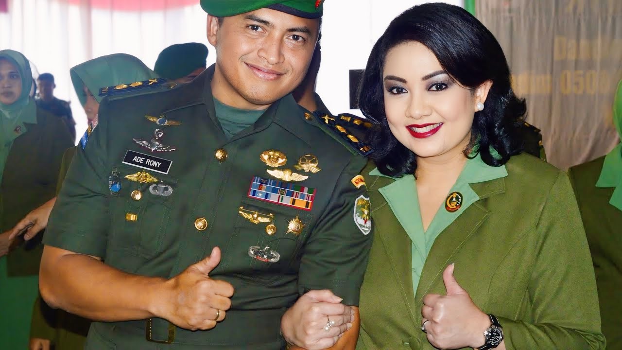 Movita Wibowo dan suami