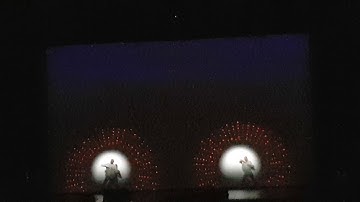 Projection Dance - Dot Matrix