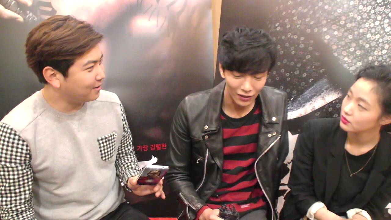 이민기 김고은 영화 몬스터 쇼케이스 현장 인터뷰 최군