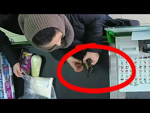 Кассир устоял перед цыганским разводом. Swindler gypsy and experienced cashier