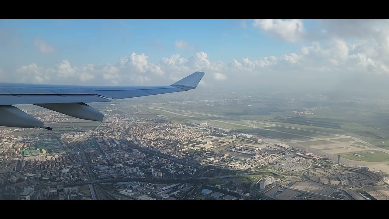 Air Algerie Airbus A330 / 7T- VJA / Vol Alger-Paris / AH1004/Décolage Aéroport Alger HB/Janvier 2023