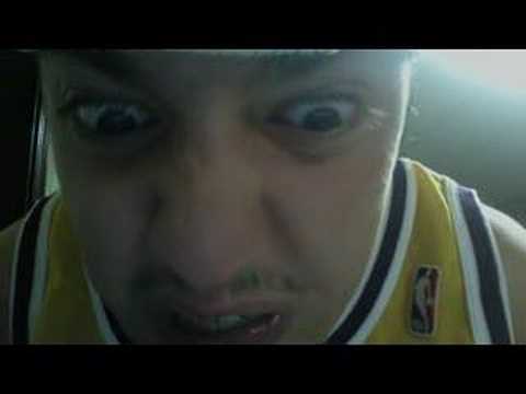 Sasha Vujacic misses three point shot. Scott Stove...