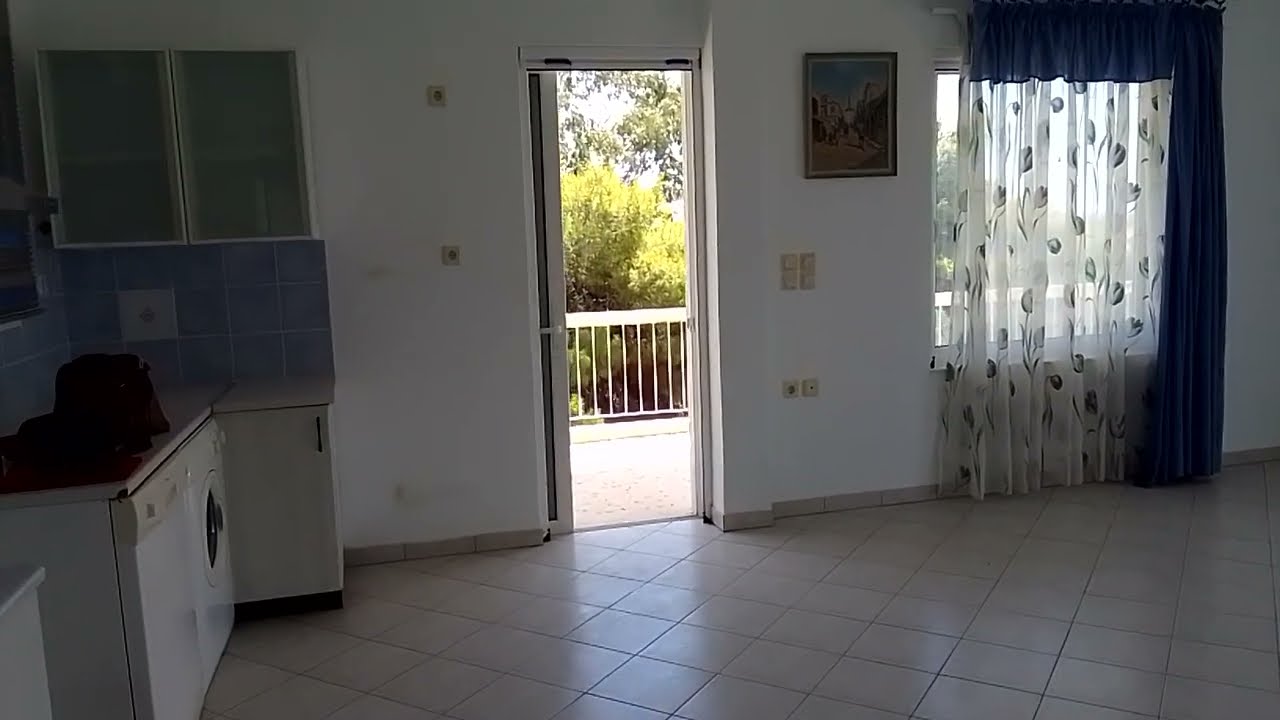 𝗦𝗮𝗿𝗼𝗻𝗶𝗱𝗮 𝗽𝗲𝗻𝘁𝗵𝗼𝘂𝘀𝗲 𝟳𝟴𝘀𝗺 𝘄𝗶𝘁𝗵 𝘀𝗲𝗮 𝘃𝗶𝗲𝘄, 𝗰𝗹𝗼𝘀𝗲 𝘁𝗼 𝘁𝗵𝗲 𝗯𝗲𝗮𝗰𝗵 𝗳𝗼𝗿 𝘀𝗮𝗹𝗲! 220.000€