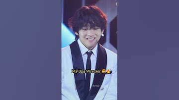 Le my bias wrecker 😂😂#taekook #taehyung #jungkook #bts #btsarmy #btsshorts #viral #shorts