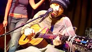 Watch Vic Chesnutt Debriefing video