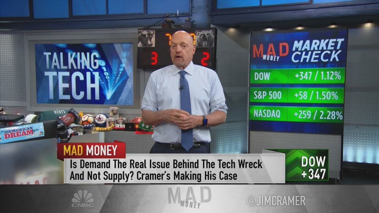 Jim Cramer explains why he’s not throwing in the towel on tech stocks just yet