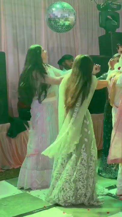 sapne me milti hai ! #wedding #weddingdance