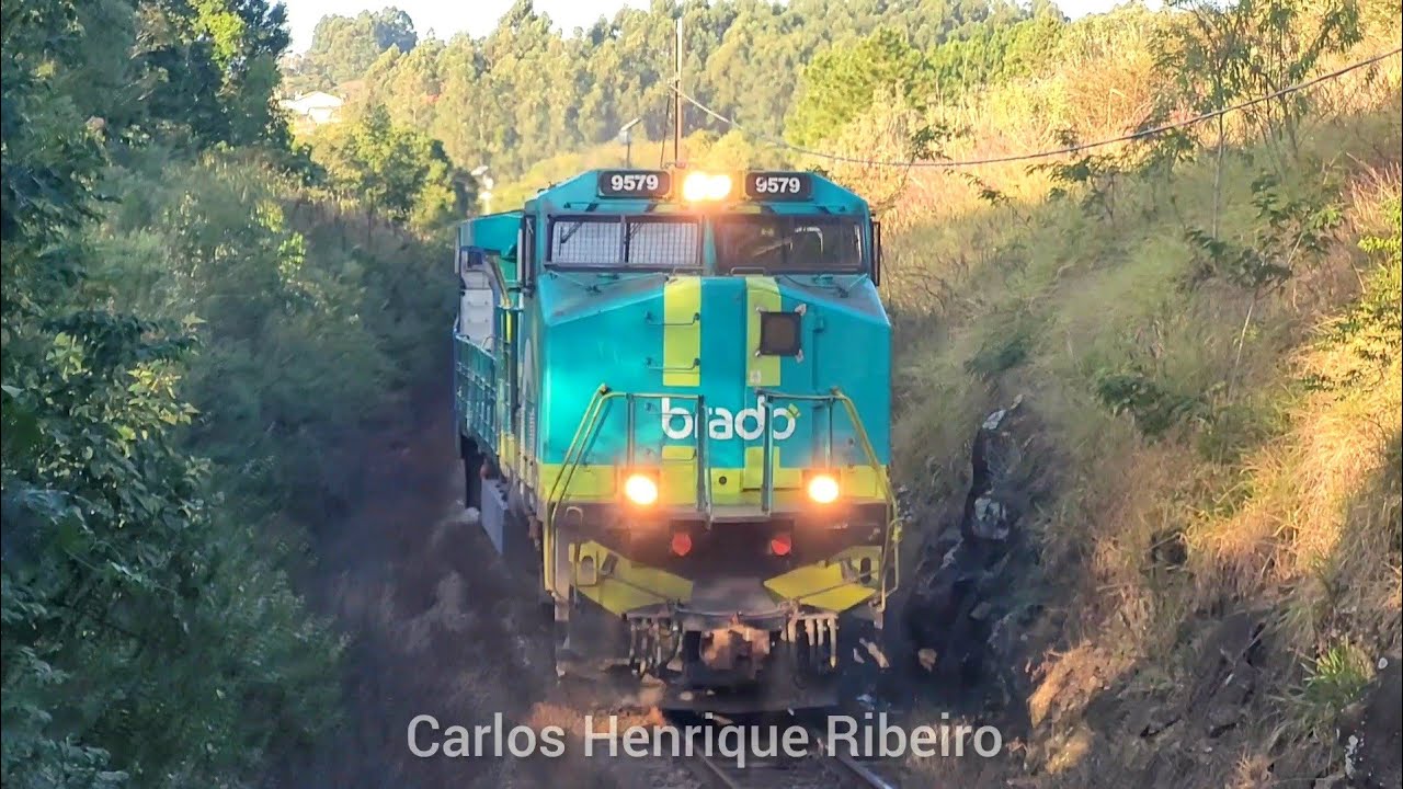 Trem locotrol de DASH-9 BRADO/RUMO entrando no Túnel da Pedreira e ...