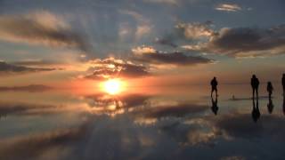 Beautiful sunset (Uyuni lake, Bolivia) / Hermoso atardecer (Uyuni,Bolivia)