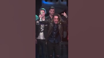 Falling In Reverse/Ronnie Radke winning APMAs - Best Live Band Award in 2017