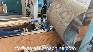 Three layer ABA WPC decking Co extrusion machine with 3D embossing online from PCB recycled material