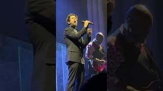 Celebrity The World We Knew - Josh Groban au Grand Rex - Paris 03/04/2026 - Gems World Tour Net Worth