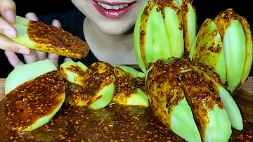 ASMR Sour Fruit Natural Green Mango Eating With Spicy Sauce ( EXTREME CRUNCH )
