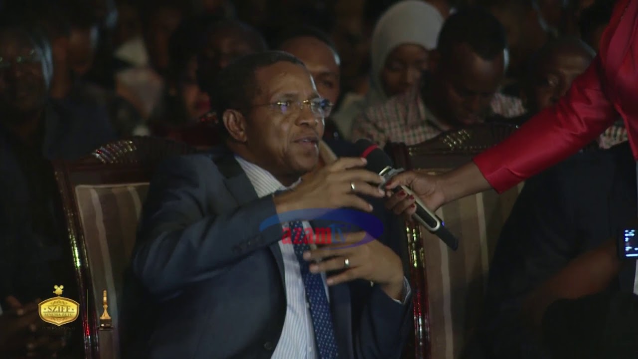 Kikwete 'alipoguna', watu wote wakacheka: ilikuwaje? Hebu tazama