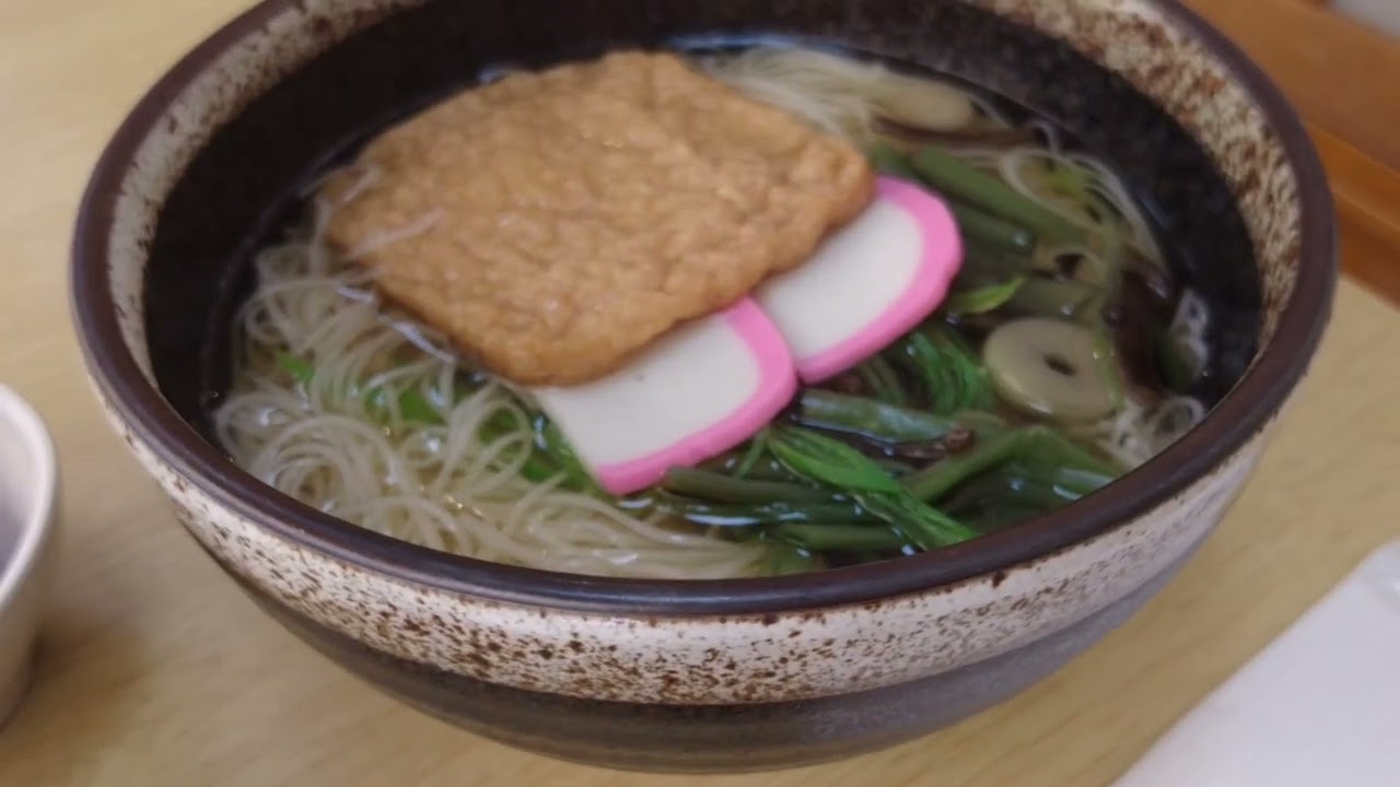 雲海で有名な 奈良県野迫川村 にある ホテル野迫川 食事をしてみた。 野迫川 にゅうめんと ジビエ コロッケ
