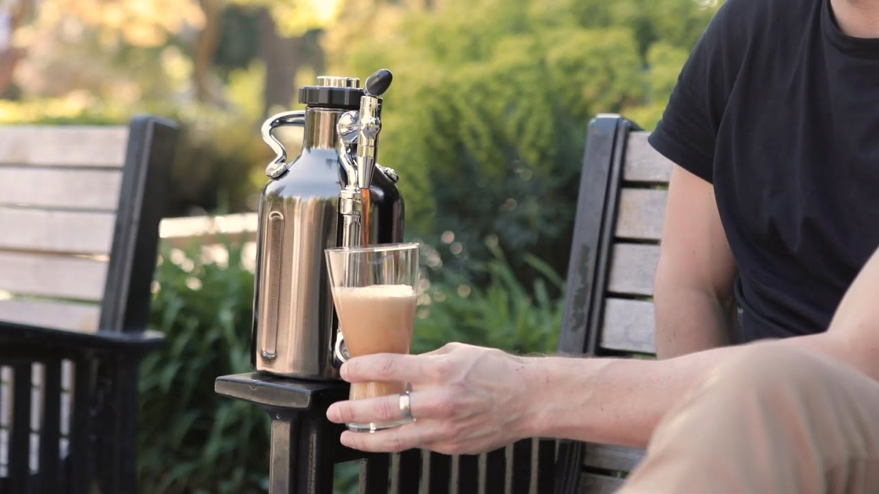 GrowlerWerks uKeg Nitro Cold Brew Coffee Maker, 50 oz, Black Chrome