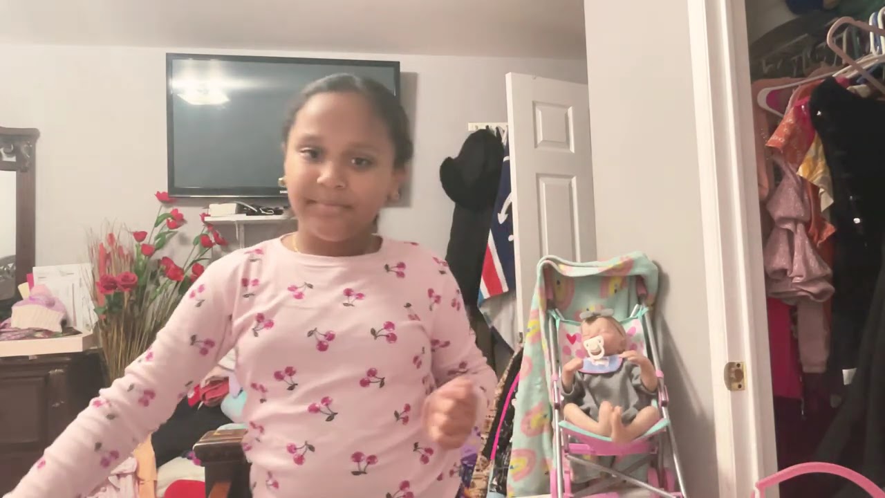 getting ready to go to my grandma’s house!!!🩷🩷🩷💜💜💜😝😝😝 no talking part one