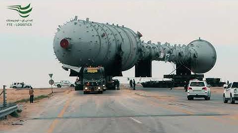 1156 MT De-Methaniser Column makes a 90degree turn on a Bridge Exit as part of the EDRF project