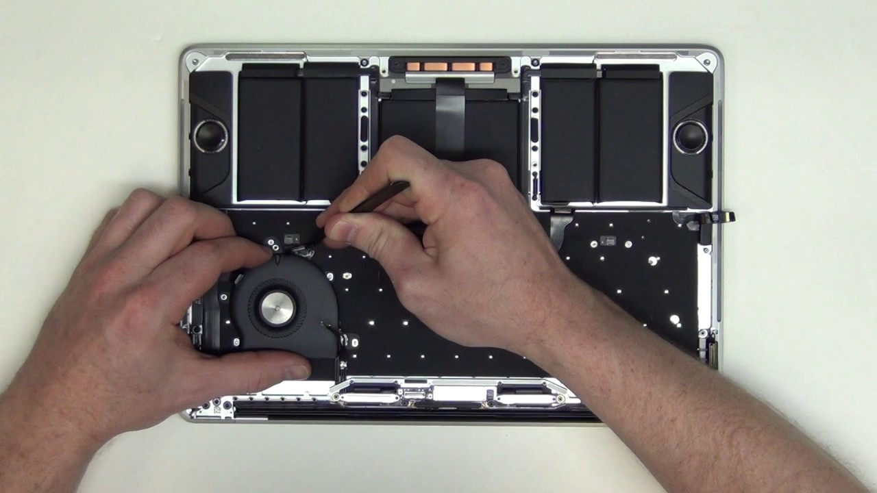 How to Take Apart the 2016 13" Macbook Pro with Touchbar ...
