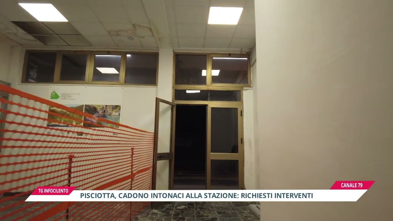 Pisciotta, cadono intonaci alla stazione: richiesti interventi