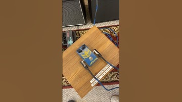 USED Dias Square Face vintage Fuzz Pedal Demo