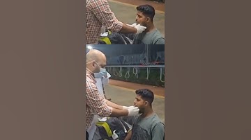 കോട്ടുവായ ഇട്ടതിന് ശേഷം വായ അടയ്ക്കാൻ കഴിഞ്ഞില്ല. യാത്രക്കാരന് അടിയന്തിര വൈദ്യ സഹായം